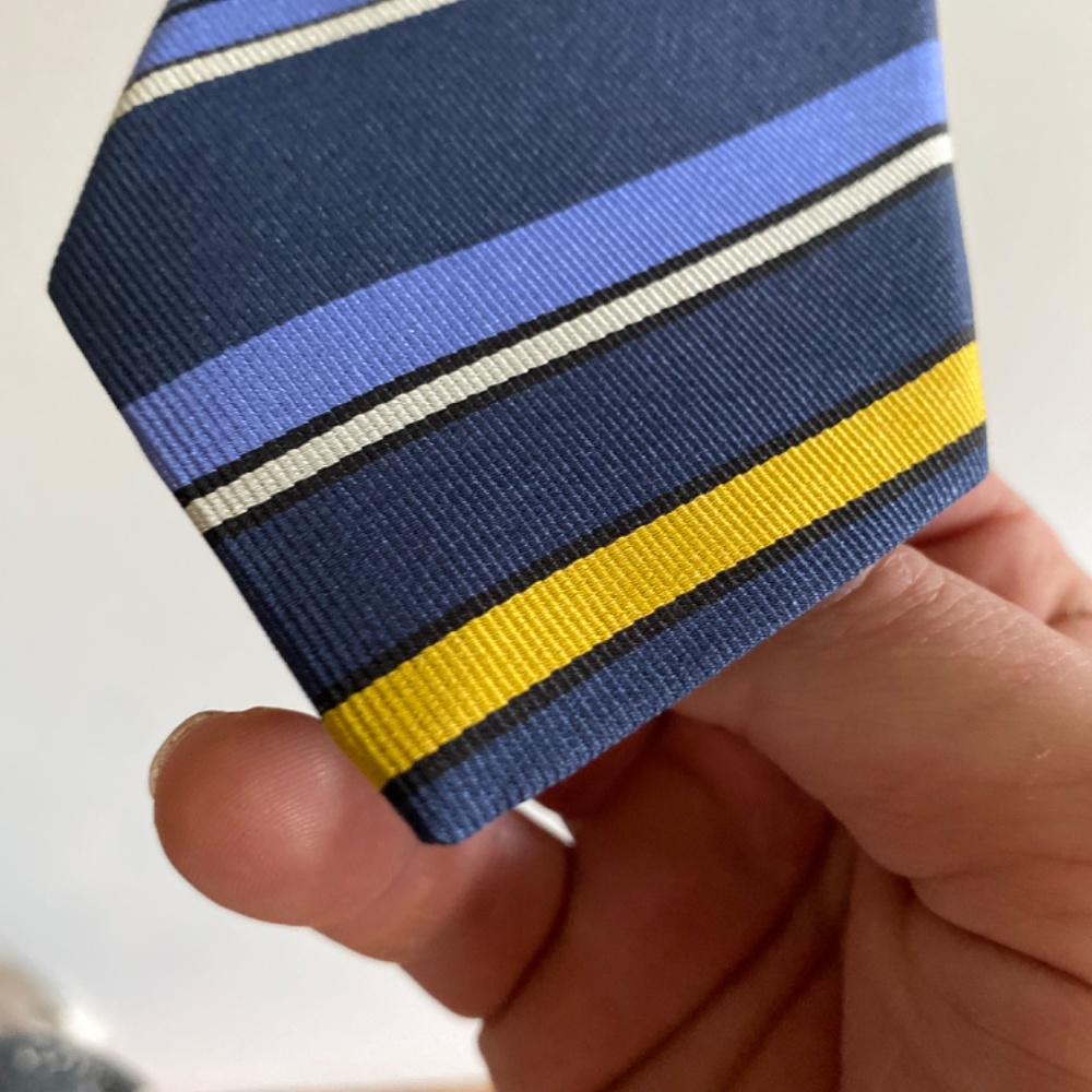 Tie - Picture 4 of 5